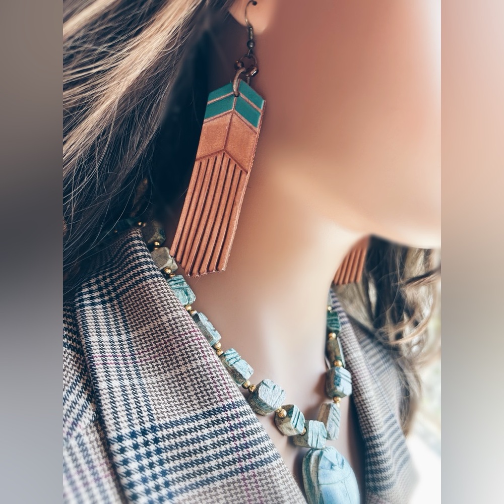 Earrings Fringy Leather Arrows - Picture 10 of 11